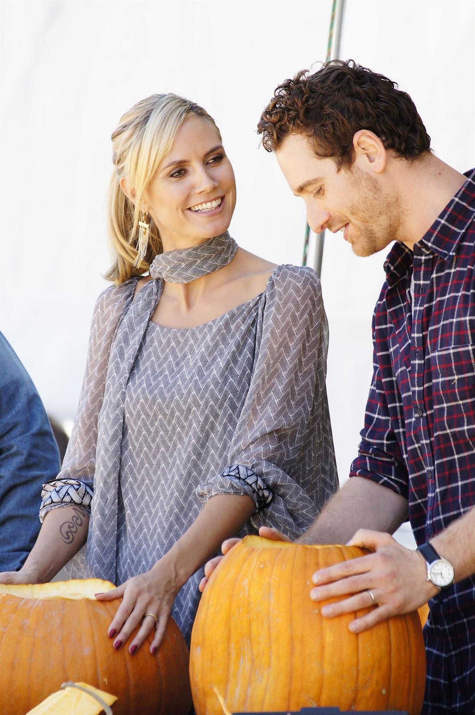 Heidi Klum at Mr Bones Pumpkin Patch in West Hollywood | Picture 100744